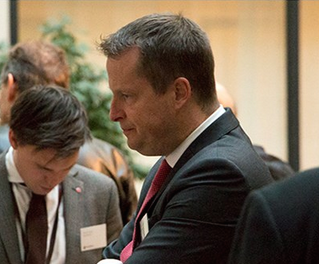 Inrikesminister Anders Ygeman inför hearingen.