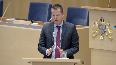 – Vi vill utvidga möjligheterna till kameraövervakning under vissa omständigheter, sade inrikesminister Anders Ygeman (S).