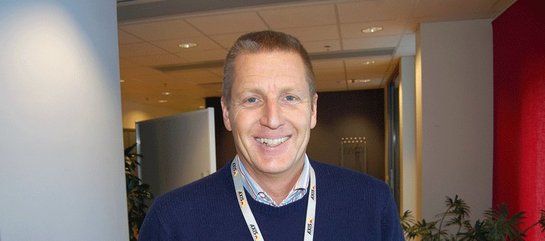 Axis vd Ray Mauritsson. Axis vd Ray Mauritsson.