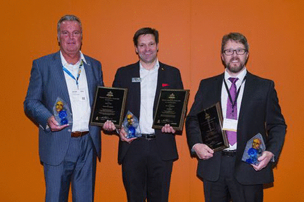 Førsteprismodtagerne af Detektor International Award 2014: Ivo Drent, Arecont Vision, for bedste CCTV Product, Ola Jönsson, Axis, for bedste Accesd Control Product og Martin Norris, Xtralis, for bedste Alarm and Detection Produkt.