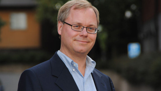 Martin Gren tilldelas 12:e storleken i högblått band för sina Martin Gren tilldelas 12:e storleken i högblått band för sina