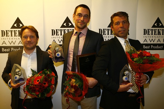 De tre vinnarna: Spencer Marshall från HID, Erik Lindstein från Embsec samt Björn Admeus från Sony. (Foto: Henrik Paulsson)