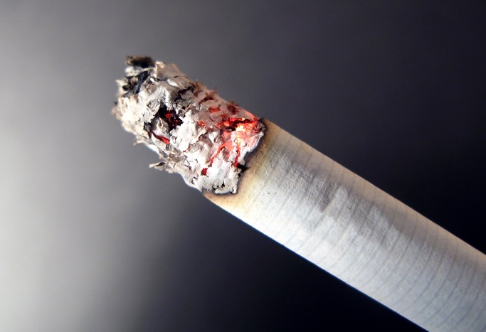 Självslocknande cigaretter ska ytterligare förbättra statistiken.