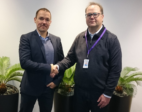 Dualtech IT:s VD Anders Johansson och Jonas Ahlgren, produktchef på Bravida Fire & Security, är mycket nöjda över det effektiva samarbetet bolagen emellan.