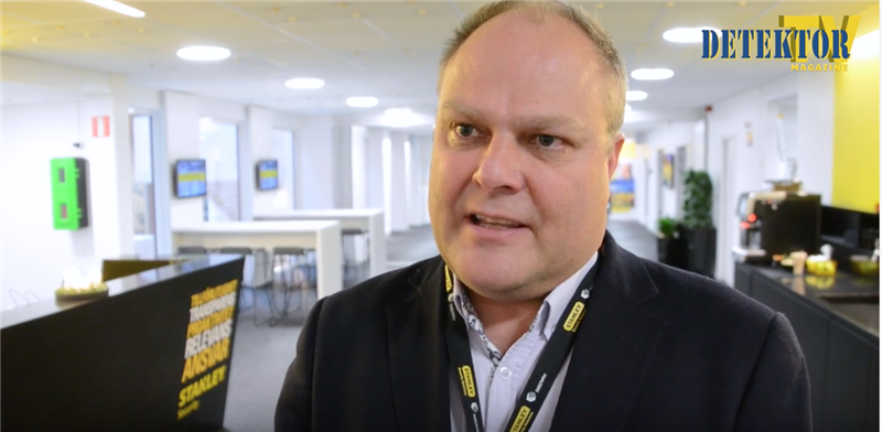 Kettil Stenberg, vd för Stanley Security, intervjjuas av Detektor TV Magazine.