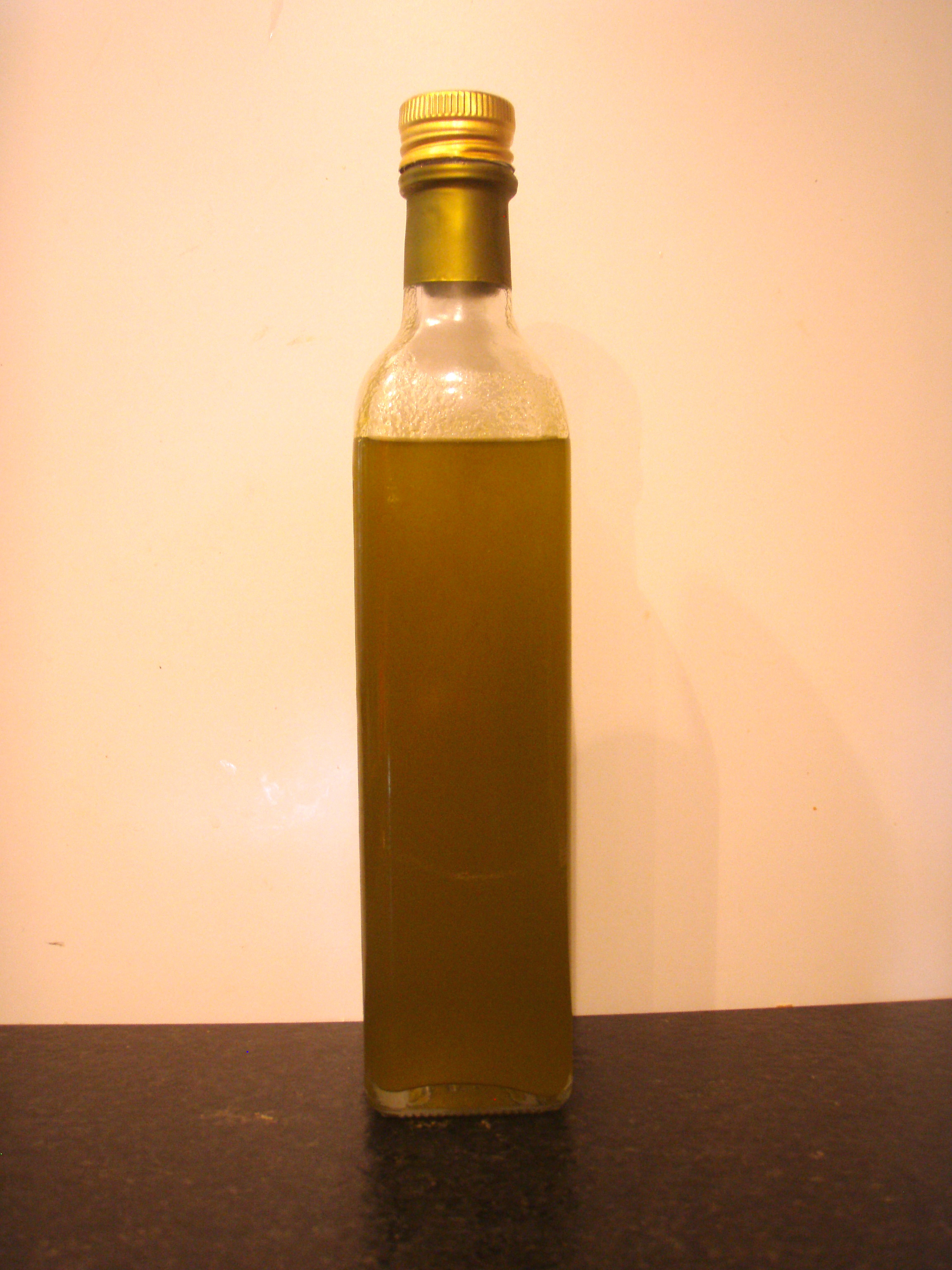 Enligt en lista från EU-parlamentet är olivolja den populäraste varan att fuska med.