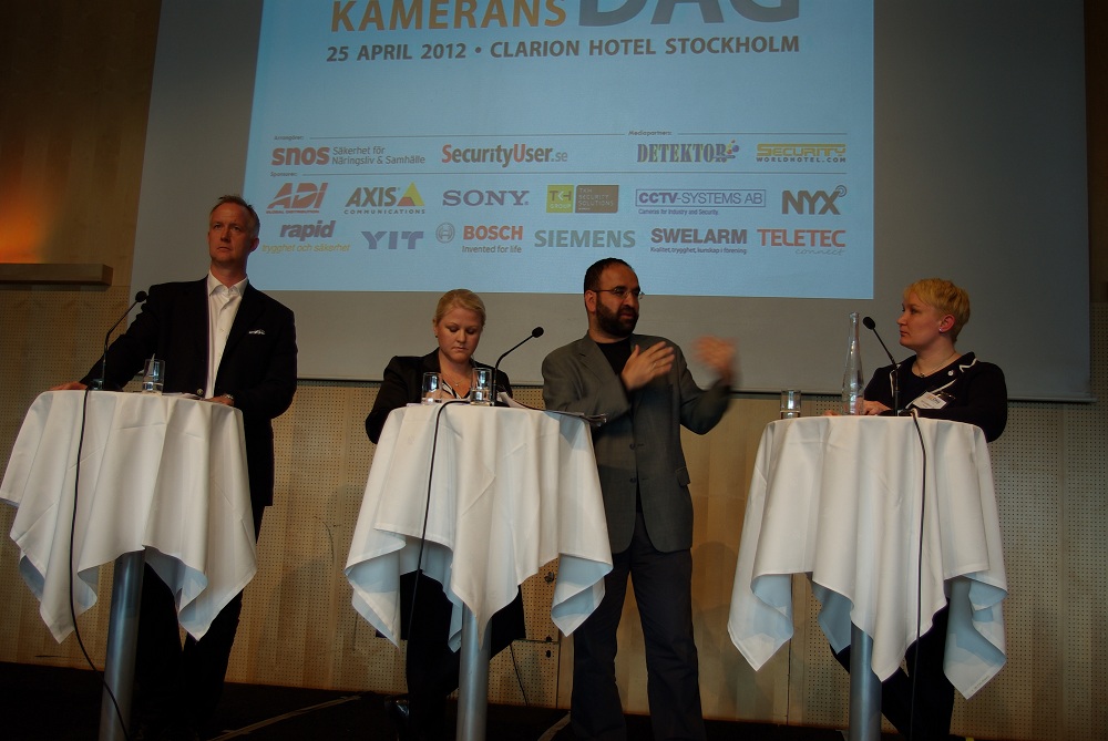 Johan Pehrson, Ulrika Karlsson, Mehmet Kaplan och Elin Lundgren.