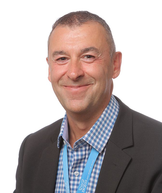 Simon Thomas