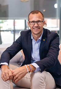 Även om en skola har alla tänkbara medel som krävs för en förstklassig undervisning, så spelar även teknik som kan skapa en trygg och säker miljö en viktig roll, poängterar Jimmy Ek, som är nordisk försäljningschef på Axis.