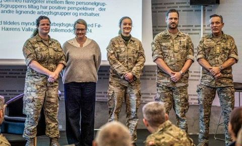 Modtagerne af årets Vallø-pris. Foto: Forsvaret 