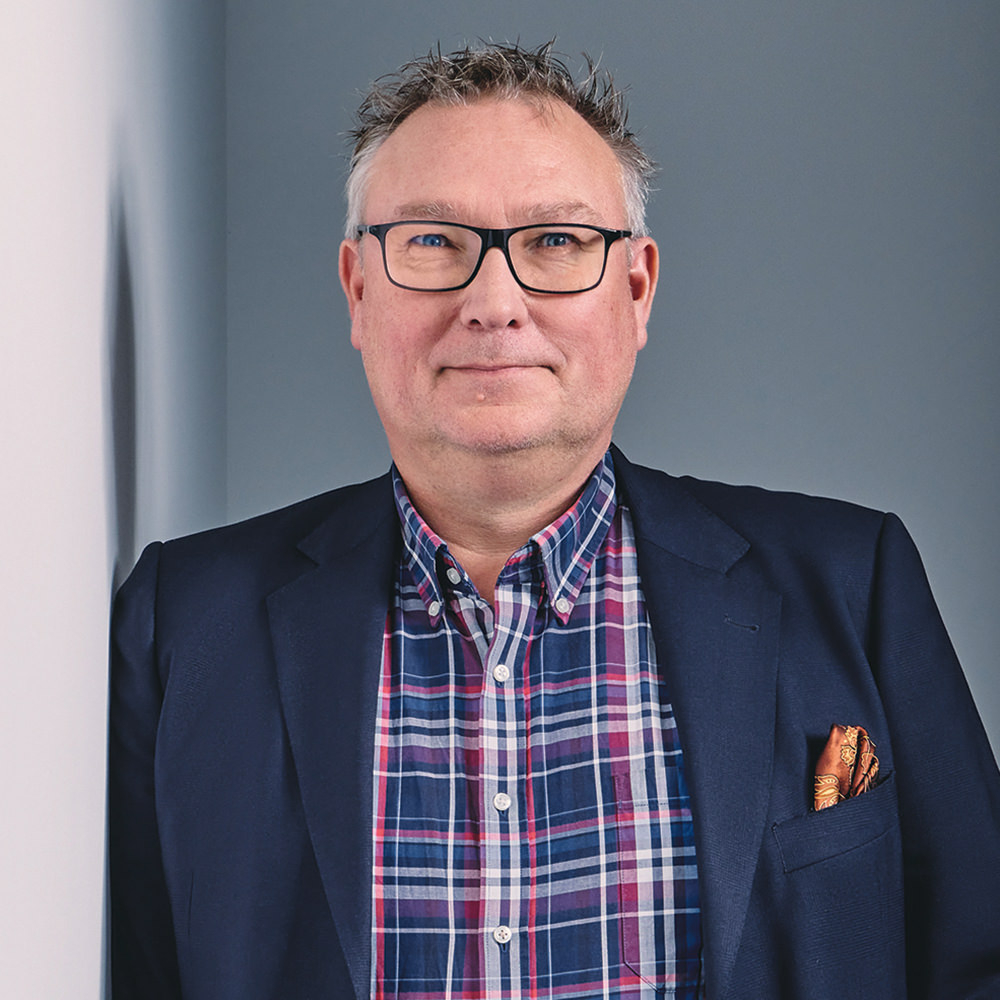 Robert Jansson ser i säkra mobila ID-lösningar betydande fördelar för skolor och universitet som har att hantera tusentals elevers identiteter.