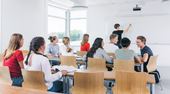 Att använda tekniken som ett hjälpmedel och komplement till personalen för att upprätthålla ordning och en god studiemiljö blir allt vanligare.
