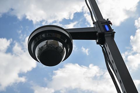 Muligheden for at kameraovervåge i Sverige er reguleret ved lov, og overvågningen skal ske i samråd med jurister for at sikre, at den er juridisk begrundet.
