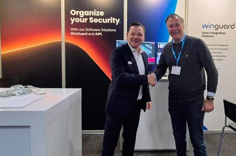 Christoffer Lindblom, Sales Director Nordics, Advancis, och Robert Rosenberg, vd för Zenita.