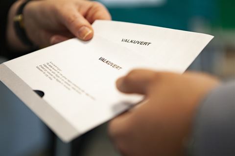 När cyberkriminella och utländska påverkansaktörer riktar in sig på val handlar det allt oftare om att påverka informationsmiljön snarare än själva valprocessen. Foto: Fialotta Bratt När cyberkriminella och utländska påverkansaktörer riktar in sig på val handlar det allt oftare om att påverka informationsmiljön snarare än själva valprocessen.