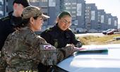Forsvarets nye uddannelse i Grønland giver ikke bare mulighed for at søge videre i Forsvaret - uddannelsen indeholder også mulighed for at give merit til grønlandske uddannelser inden for både beredskab og politi. Foto: Tobias Roed Jensen / Forsvaret 