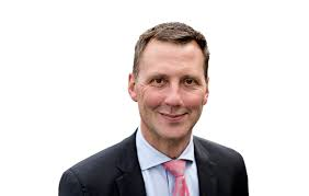 - Der er gang på gang kommet nye oplysninger frem i teledata-sagen. Det rokker ved vores tillid til retssystemet, siger Nick Hækkerup.