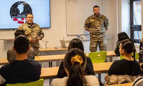 Nu er Arktisk Basisuddannelse et faktum. Foto: Forsvarsministeriet. 