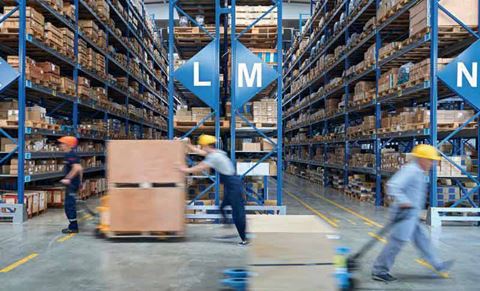 Inside the warehouse, cameras are positioned above giant roller-shutters for an ideal perspective of the main floor while also monitoring passage through the main access points.