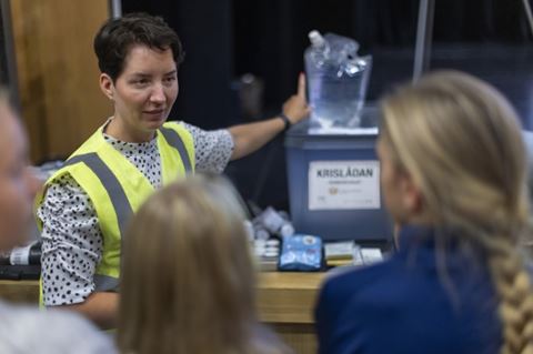 Enligt de senaste siffrorna från statistikmyndigheten SCB fick 97 procent av de som läst en YH-utbildning till säkerhets- och beredskapssamordnare jobb inom ett år efter examen. Foto: Myndigheten för civilt försvar Enligt de senaste siffrorna från statistikmyndigheten SCB fick 97 procent av de som läst en YH-utbildning till säkerhets- och beredskapssamordnare jobb inom ett år efter examen.