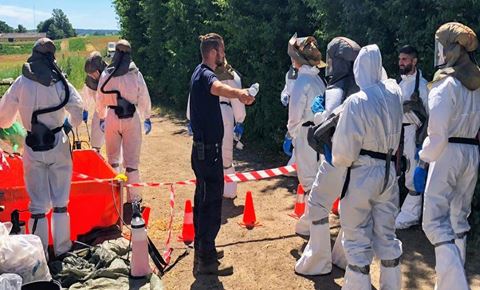 Arkivbillede fra en tidligere støtte til indsats mod fugleinfluenza. Foto: Beredskabsstyrelsen.
