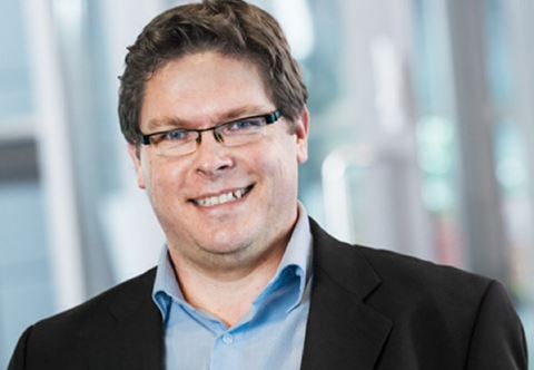 Sonny Hardarsson, Sales Engineer på Axis, bemöter Daniel Sjödins debattinlägg om edge kontra serverbaserad analys.