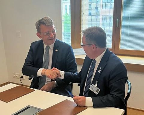 Troels Lund Poulsen sammen med den norske forsvarsminister Bjørn Arild Gram. Foto: Trond Øvstedal/Forsvarsdepartementet