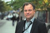 I en debattartikel svarar Joachim Källsholm, vd för Securitas Sverige AB, på kritiken från Expressen.
