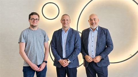 Fra venstre: Tim Karcher, adm.dir. Tessarek Security Systems GmbH, Johan Martinsson, Head of M&A Prosero Security og Nikolaus Lange, realkapital Mittelstand KGaA