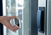 Den ökande efterfrågan inom passerkontrollområdet har under de senaste åren drivits av företagsförvärv och den pågående transformationen från analog till digital teknik, enligt Memoori.