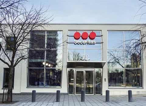 Förvärvet förväntas slutföras under det första halvåret 2026 och är villkorad av sedvanliga slutförandevillkor.