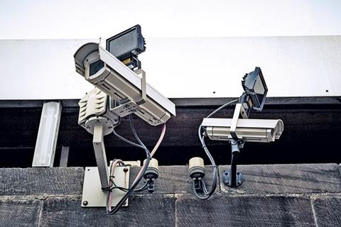 En trend är utvecklingen mot teknik som syftar till att skydda människors personligas integritet samtidigt som videoövervakning kan bedrivas effektivt. 