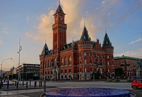 Helsingborg er plaget af bombeattentater. Her ses byens gamle rådhus. Foto: Pixabay.