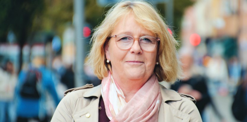 Tullverket måste få utökade befogenheter och resurser. Regeringen bör också skärpa straffen, menar Irene Svenonius (M) Regionstyrelsens ordförande, Region Stockholm Tullverket måste få utökade befogenheter och resurser. Regeringen bör också skärpa straffen, menar Irene Svenonius (M) Regionstyrelsens ordförande, Region Stockholm
