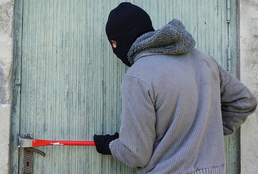 Danderyd är fortsatt överlägset värst drabbat i Sverige, 20 inbrott anmäls per 1 000 hushåll.