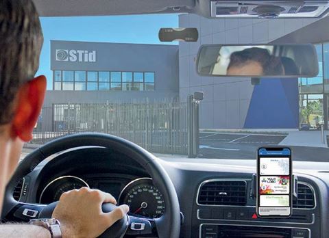 Områdesskydd. Med Spectre Nano kan fordon detekteras på distans via den krypterade UHF-taggen. Föraren kan då redan vara detekterad via sitt virtuella kort i telefonen. 