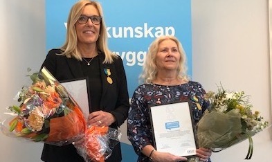 Annika Brändström med guldmedalj och Anette Mellberg, vid gårdagens prisceremoni i samband med SSF:s årsmöte.