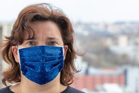 Softwareløsningen AIME er udviklet af KMD med det formål at identificere ulovlige og farlige produkter til salg på nettet såsom stofmundbind og visirer.