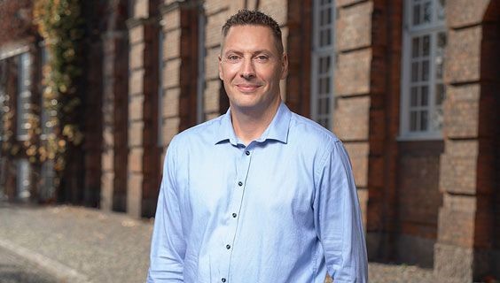 Det her er skræmmende læsning, siger Thomas Brücker, næstformand i FOAs Teknik- og Servicesektor, der bl.a. organiserer reddere og brandfolk. Det her er skræmmende læsning, siger Thomas Brücker, næstformand i FOAs Teknik- og Servicesektor, der bl.a. organiserer reddere og brandfolk.