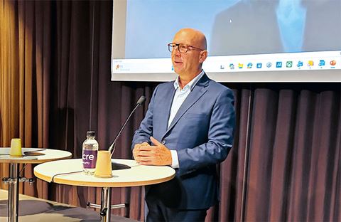Jaroslav Barton fra HID Global er en velkendt brancheprofil inden for adgangskontrolindustrien. Jaroslav Barton fra HID Global er en velkendt brancheprofil inden for adgangskontrolindustrien.