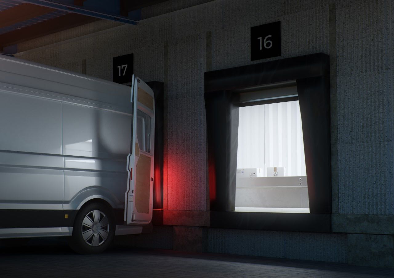 Kuddtätningen från Assa Abloy Entrance Systems reducerar risken för skador på lastkajer och bilarna kan backa upp säkert mot lastkajen.
