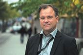 Securitas VD, Joachim Källsholm, träffade representanter från ASR och medlemmar från familjerna vars barn var involverade i händelserna i Kista Galleria.