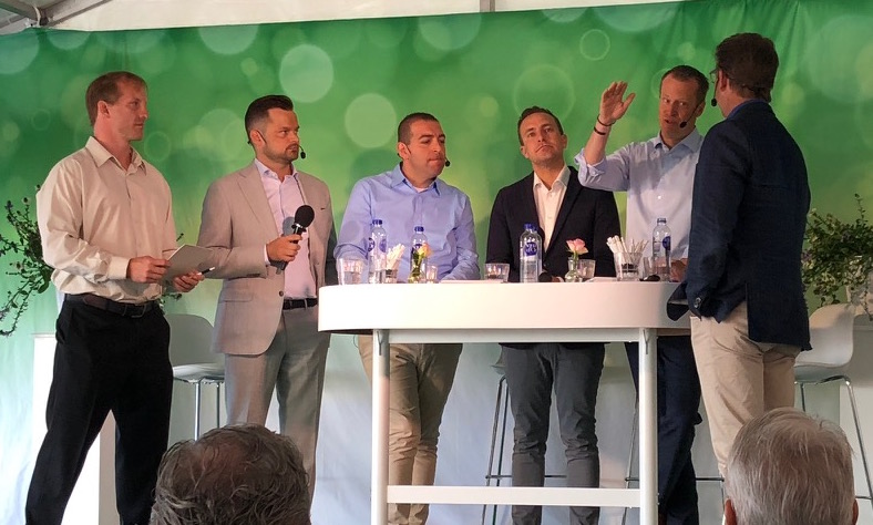 Dagen öppnade med en politisk debatt där panelen bestod av (från vänster) Martin Marmgren (MP), Adam Marttinen (SD), Roger Haddad (L), Tomas Tobé (M) och Anders Ygeman (S).. 