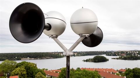 Varningssystemet "Viktigt meddelande" omfattar inte enbart utomhusvarningar, utan är en del i ett system av varningar som också inkluderar varningar i andra kanaler så som sms, radio och TV samt Krisinformation.se och appen Krisinformation. Foto: MSB Varningssystemet "Viktigt meddelande" omfattar inte enbart utomhusvarningar, utan är en del i ett system av varningar som också inkluderar varningar i andra kanaler så som sms, radio och TV samt Krisinformation.se och appen Krisinformation.