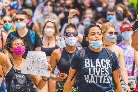 Den senest tids demonstrationer i USA har fået IBM, Amazon og Microsoft til at beslutte ikke at sælge ansigtsgenkendelse til politiet.