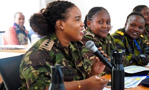 Danmark bidrager til at styrke den operative effekt i det kenyanske forsvar gennem kurser for kvinder. Foto: Udenrigsministeriet